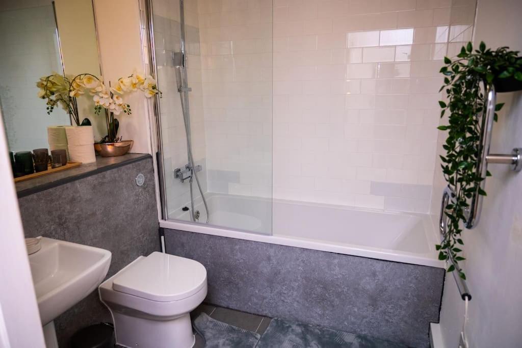 2 Bed Apt In Leeds City Centre Esterno foto