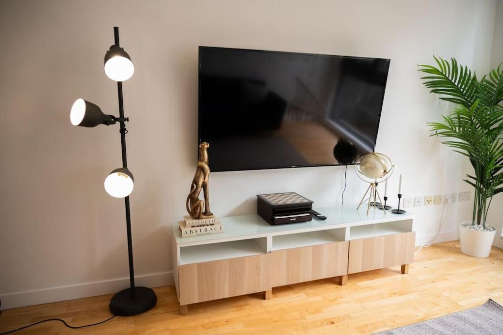 2 Bed Apt In Leeds City Centre Esterno foto